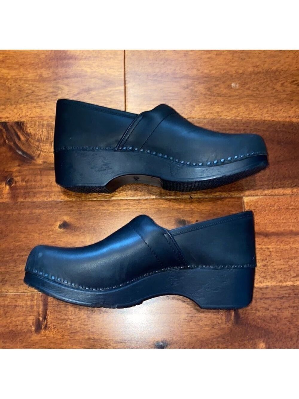 L.L. Bean clogs  - Picture 4 of 12